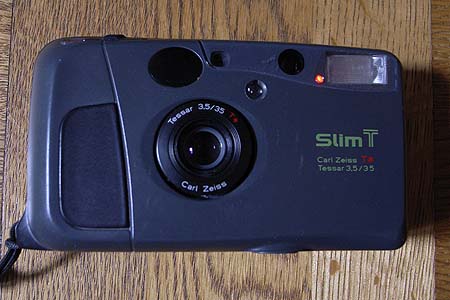 京セラ　KYOCERA Slim T フィルムカメラ