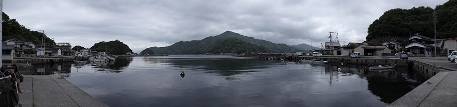 石応漁港　RICOH GR�U GR18.3mm1:2.8 パノラマ合成
